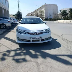 Toyota Camry 2013