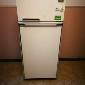 Холодильник.