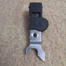 Распред вал датчик.