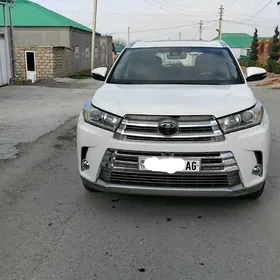 Toyota Highlander 2017