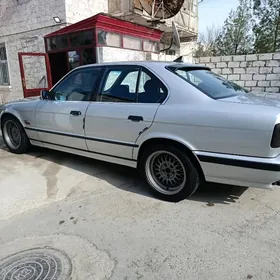 BMW E34 1989