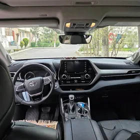 Toyota Highlander 2022