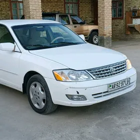 Toyota Avalon 2000