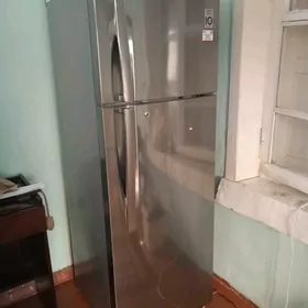 холодильник L.G