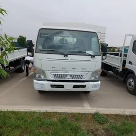 Mitsubishi Fuso 2025