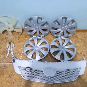 Колпак Тайота Ярис