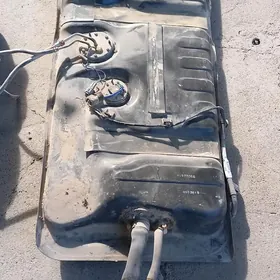 LAND CRUISER 100 BAK MOS RADYA