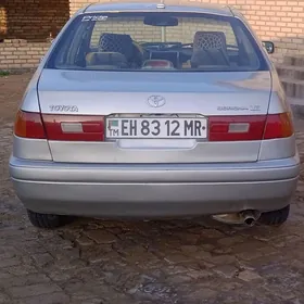 Toyota Corona 1997