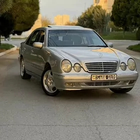 Mercedes-Benz E320 2000