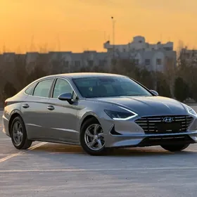 Hyundai Sonata 2022