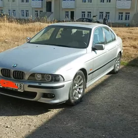 BMW 530 2003