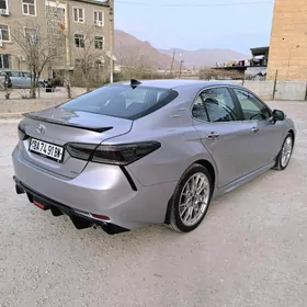 Toyota Camry 2020