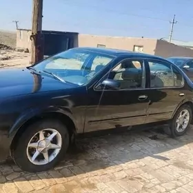 Nissan Maxima 1997