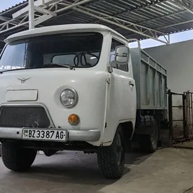 UAZ 2206 1991