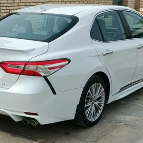 Toyota Camry 2020
