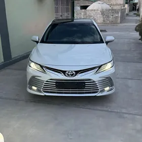 Toyota Camry 2024