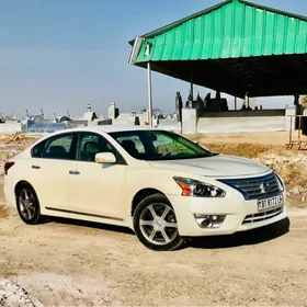 Nissan Altima 2013