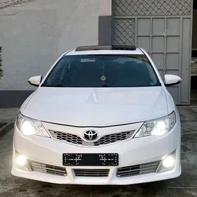 Toyota Camry 2013