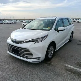 Toyota Sienna 2021