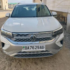 Volkswagen Taos 2022