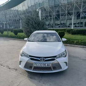 Toyota Camry 2015