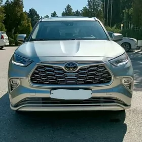 Toyota Highlander 2022