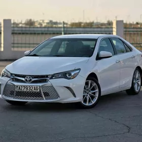 Toyota Camry 2015