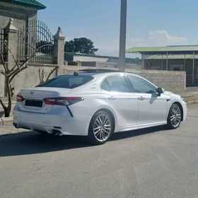 Toyota Camry 2023