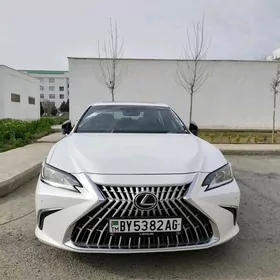 Lexus ES 350 2022
