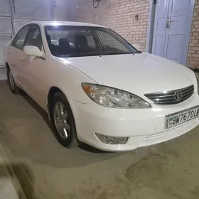 Toyota Camry 2004