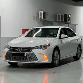 Toyota Camry 2016
