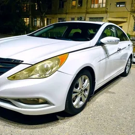 Hyundai Sonata 2011