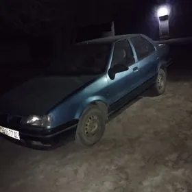 Renault Europa 19 1999