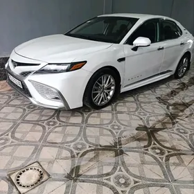 Toyota Camry 2022