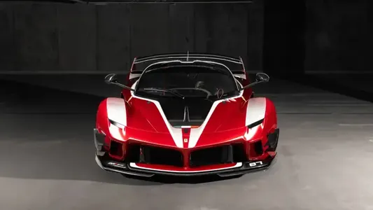 Редкий гиперкар Ferrari FXX K выставят на аукцион с оценкой в €5 млн