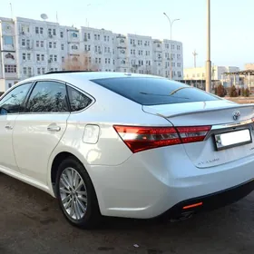 Toyota Avalon 2013
