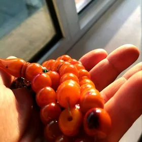 янтарные старинные чётки