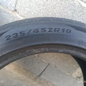 покрышки 235.45.18