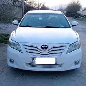 Toyota Camry 2010