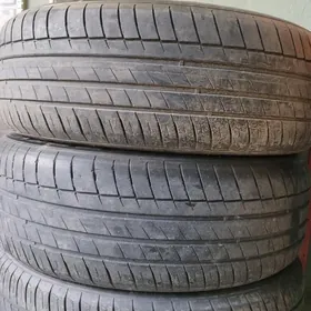 245 55 19 TEKER 235 65 18