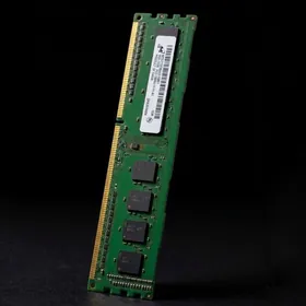 MICRON  DDR3 4GB 1600Mh