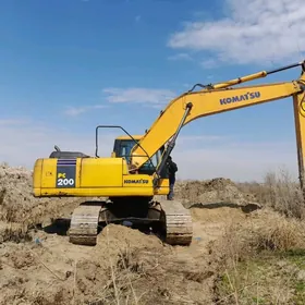 komatsu nasos gidrawlika