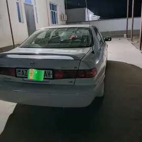 Toyota Camry 2001
