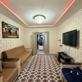 Ак алтын 3 комнатная 3/4 этаж