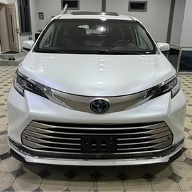 Toyota Sienna 2023