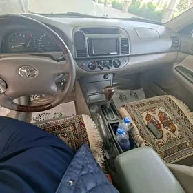 Toyota Camry 2005