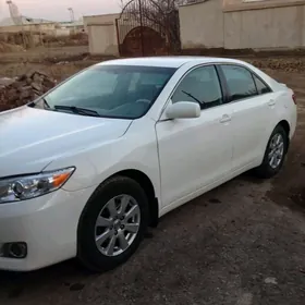 Toyota Camry 2011