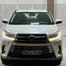 Toyota Highlander 2018
