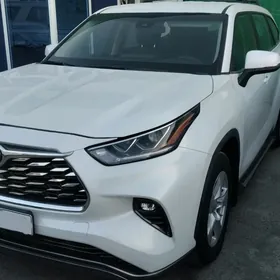 Toyota Highlander 2023