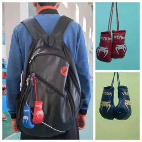 Boks Perchatka brelok